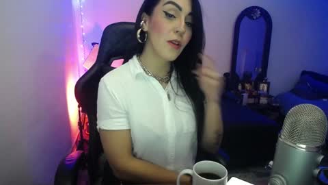 Jennyfer.... but u can say me Anastasia online show from January 2025 05:41:02 AM