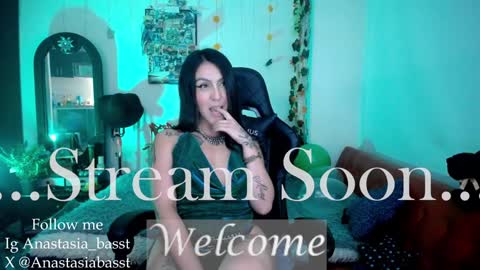 Jennyfer.... but u can say me Anastasia online show from February 2025 05:25:01 AM