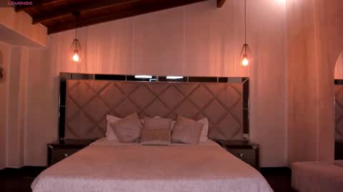 A N A S T A S I A  online show from November 2025 10:48:02 AM