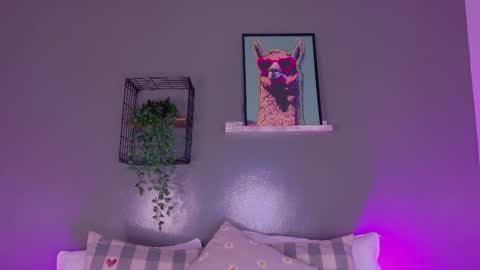 Snapshot of anavicc__ chatting on October 2025 10:15:01 AM Kendra online show from October 2025 10:15:01 AM