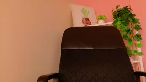 Kendra  online show from July 2026 09:01:02 AM