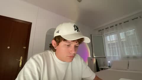 Tell Me  ANDRESS ----- online show from April 2026 09:45:01 AM