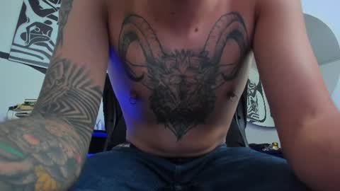 Snapshot of anders_x chatting on July 2026 01:32:02 AM Andrs - online show from July 2026 01:32:02 AM