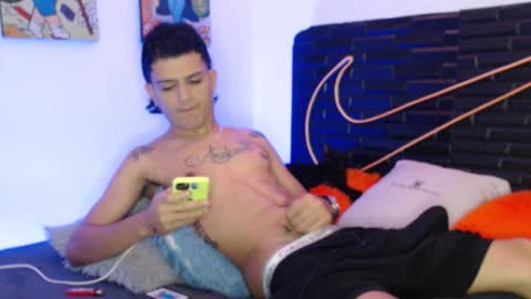 Snapshot of andersonz98 chatting on October 2025 02:59:01 AM andersonZ98 online show from October 2025 02:59:01 AM