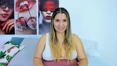 Andrea online show from November 2025 11:31:02 AM