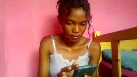 Snapshot of andohh237973 chatting on February 2026 03:46:02 AM andohh237973 online show from February 2026 03:46:02 AM