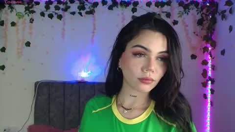 Andra de la Rosse online show from June 2026 02:20:01 AM