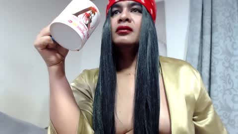 Snapshot of andre1082 chatting on January 2025 09:13:02 AM Andre online show from January 2025 09:13:02 AM