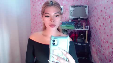 Snapshot of andrea06121998 chatting on February 2026 10:42:01 AM andrea06121998 online show from February 2026 10:42:01 AM