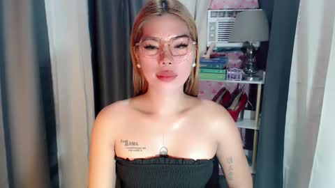 Snapshot of andrea06121998 chatting on February 2026 07:23:02 AM andrea06121998 online show from February 2026 07:23:02 AM