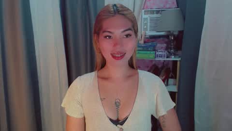 Snapshot of andrea06121998 chatting on February 2026 09:46:02 AM andrea06121998 online show from February 2026 09:46:02 AM