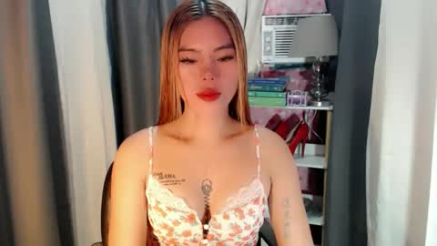 Snapshot of andrea06121998 chatting on February 2026 12:56:02 PM andrea06121998 online show from February 2026 12:56:02 PM