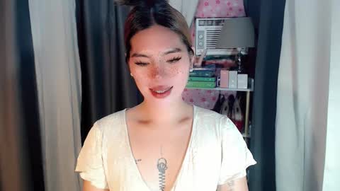 Snapshot of andrea06121998 chatting on April 2026 04:26:02 PM andrea06121998 online show from April 2026 04:26:02 PM