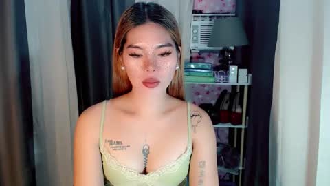 Snapshot of andrea06121998 chatting on April 2026 03:31:02 PM andrea06121998 online show from April 2026 03:31:02 PM