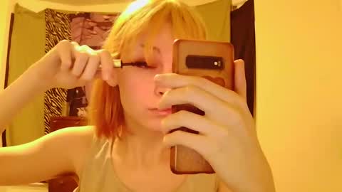 Snapshot of andrea_davenport chatting on November 2025 06:01:01 AM andrea online show from November 2025 06:01:01 AM