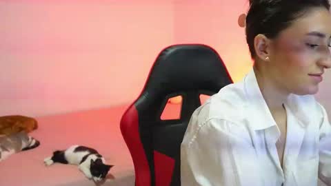 Andrea online show from November 2025 01:15:02 AM