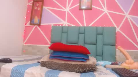 andrea ospina1 online show from January 2025 08:21:01 PM