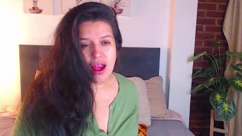 Snapshot of andrea_secret_ chatting on March 2026 01:54:02 PM ANDREA online show from March 2026 01:54:02 PM
