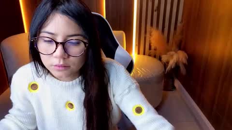 andrea_tx online show from February 2026 12:45:01 PM