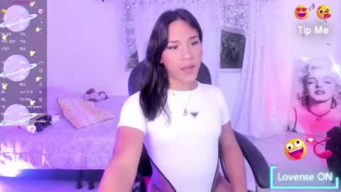 Snapshot of andreaafox_ chatting on February 2026 11:33:01 AM Andrea Fox online show from February 2026 11:33:01 AM