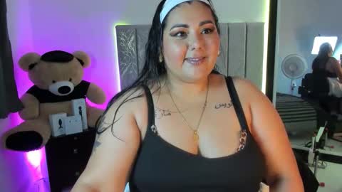 Snapshot of andreaakinky chatting on September 2025 08:09:02 AM andreaakinky online show from September 2025 08:09:02 AM