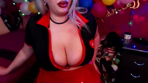 andreeajj online show from March 2025 11:00:02 PM
