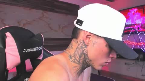 andrees_s online show from January 2026 01:19:01 AM