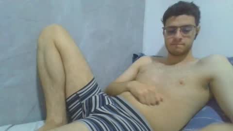 andres129494 online show from December 2025 02:28:02 AM