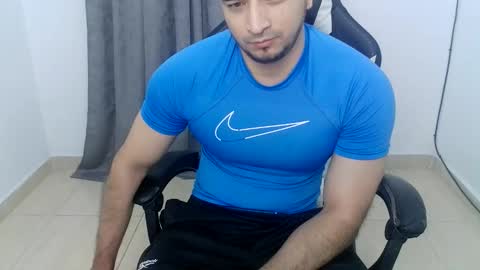 andres180950734 online show from October 2025 11:18:02 AM