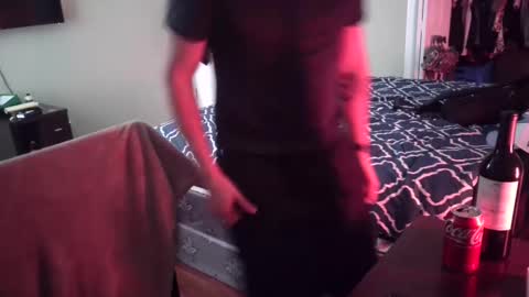 andres817542 online show from December 2024 09:30:02 PM