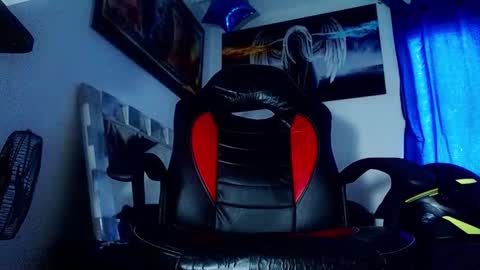 Andrs   o online show from October 2025 01:06:02 PM