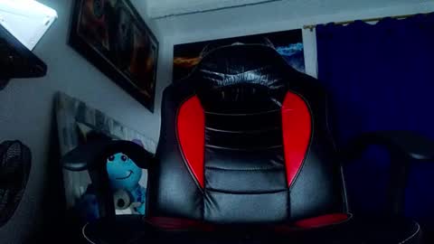 Andrs   o online show from October 2025 01:28:01 AM