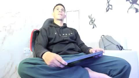 ANDRES  online show from October 2025 04:11:01 AM