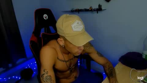 Andres white online show from February 2026 09:35:01 PM