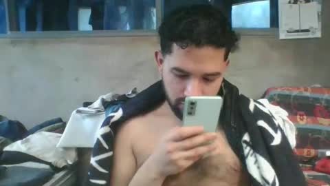 Snapshot of andresi00 chatting on December 2025 07:10:02 PM andresi00 online show from December 2025 07:10:02 PM