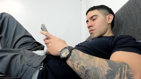 Snapshot of andresjuan92 chatting on September 2025 04:56:01 AM onlyfanscallmegotter online show from September 2025 04:56:01 AM