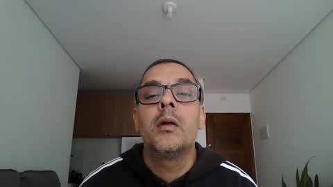 Snapshot of andresonmn chatting on March 2026 11:50:01 AM andresonmn online show from March 2026 11:50:01 AM