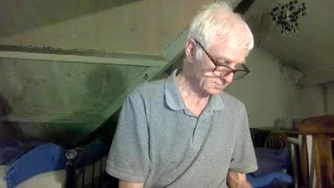 Snapshot of andrew160258 chatting on June 2026 12:16:01 AM Andrew online show from June 2026 12:16:01 AM