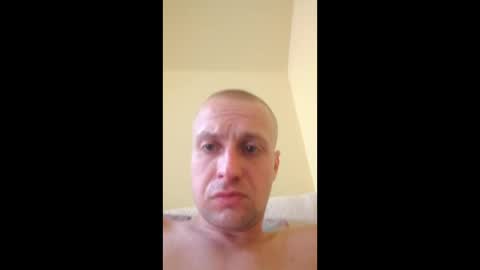 andrew3356577 online show from May 2026 04:56:02 PM