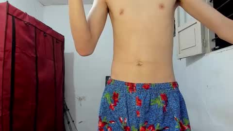 andrew_2811 online show from January 2026 02:49:01 AM