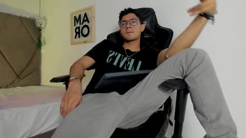 Colleman online show from December 2025 07:33:02 PM