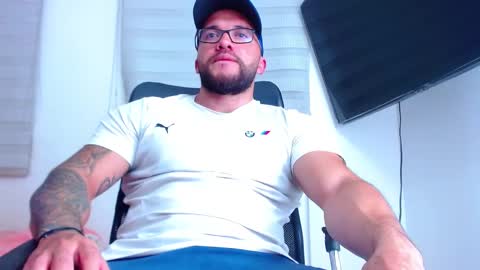 andrew_holden__ online show from February 2025 11:37:01 PM