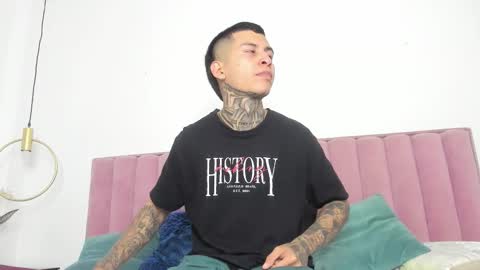 andrew_sanders69 online show from January 2026 07:51:02 PM