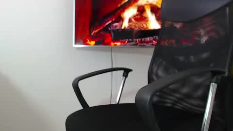 ANDREW WEST online show from February 2025 03:30:02 PM