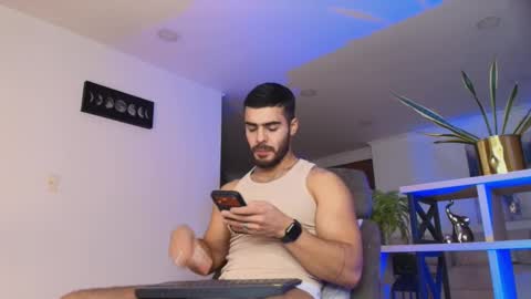 Snapshot of andrew_west_ chatting on February 2026 11:41:01 PM ANDREW WEST online show from February 2026 11:41:01 PM