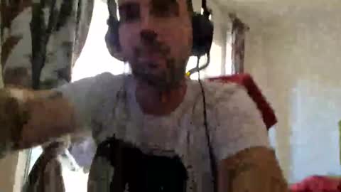 Snapshot of andrewboyy92 chatting on July 2026 03:33:02 PM andrewboyy92 online show from July 2026 03:33:02 PM