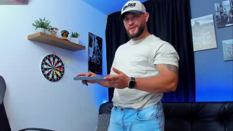 Andrew Diaz online show from February 2025 04:10:01 AM