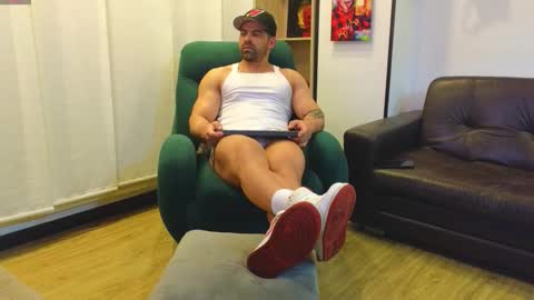 Andrew online show from November 2025 01:59:02 AM