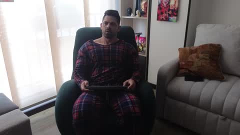 Andrew online show from February 2026 02:10:02 PM