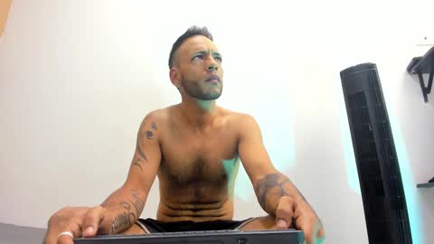   online show from February 2025 01:27:01 PM